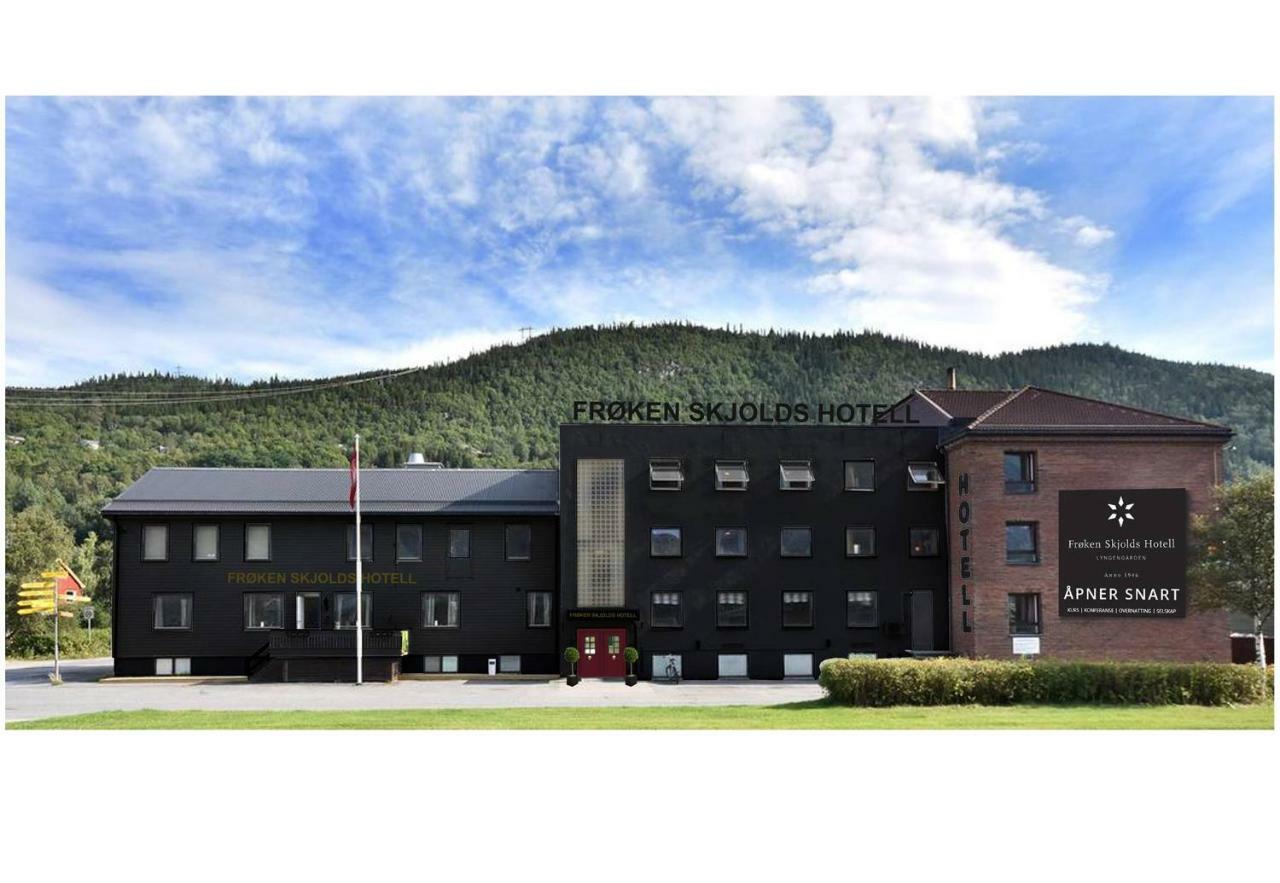 Froken Skjolds Hotel Lyngengarden Mosjøen Екстериор снимка